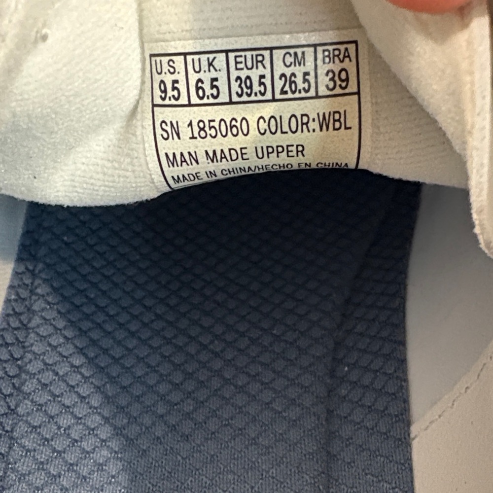 NWOT- Skechers Court Classics White Sneakers - Picture 9 of 10